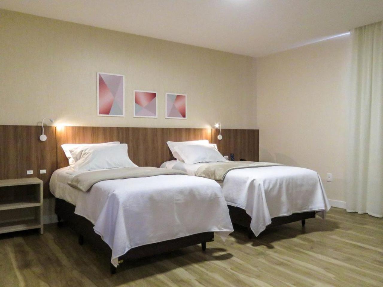 Lefel Hotel São Bento do Sul Rum bild